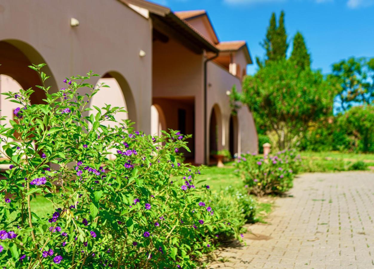 Appartamenti In Residence Villa Santa Maria San Vincenzo Exterior photo