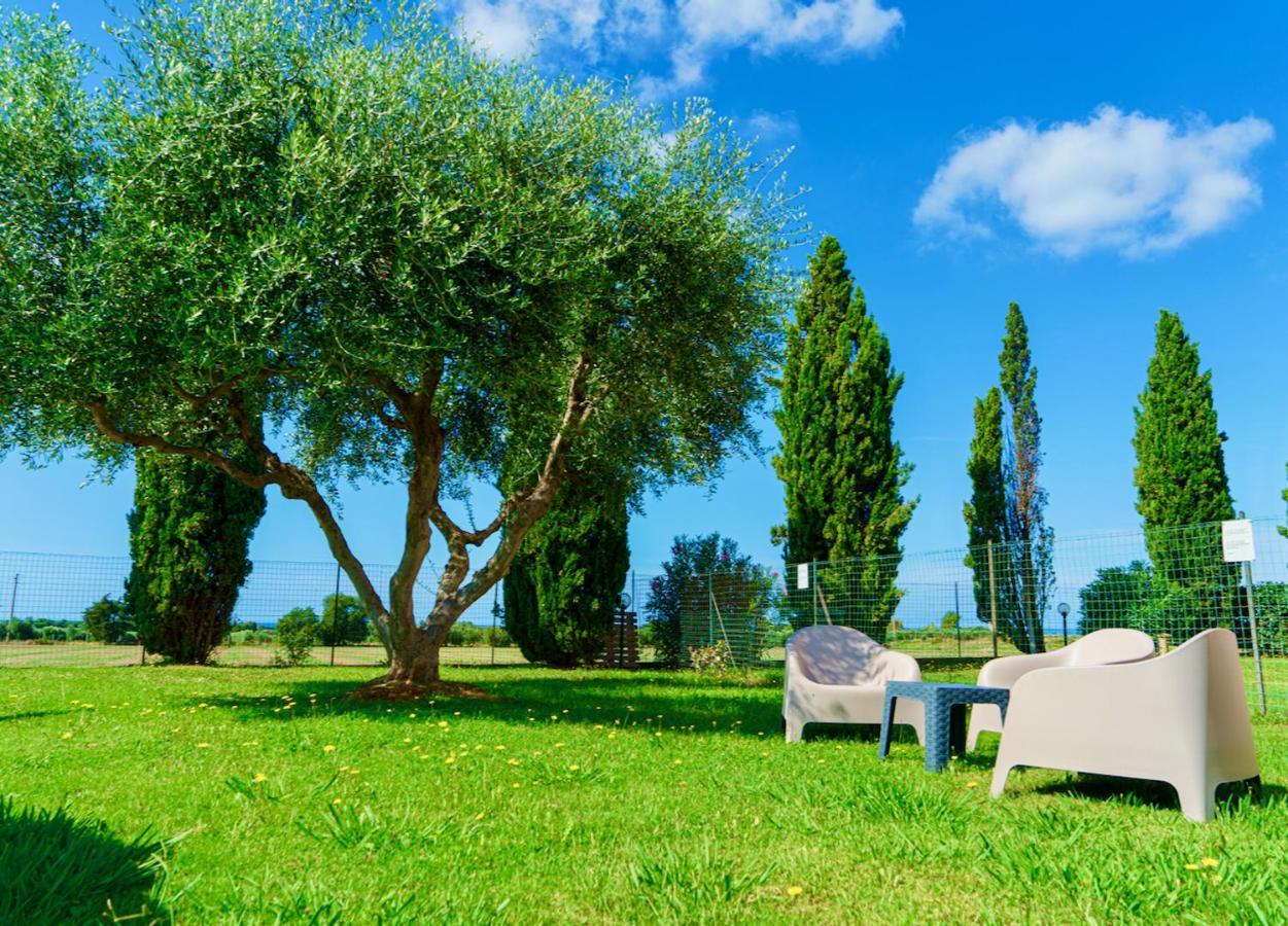 Appartamenti In Residence Villa Santa Maria San Vincenzo Exterior photo